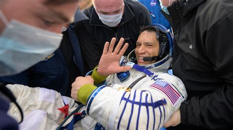 Three astronauts return to Earth after a year in space. Frank Rubio sets US space record